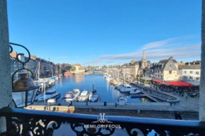 Le Carré - Studio ON the port of Honfleur - Incredible view 2 P